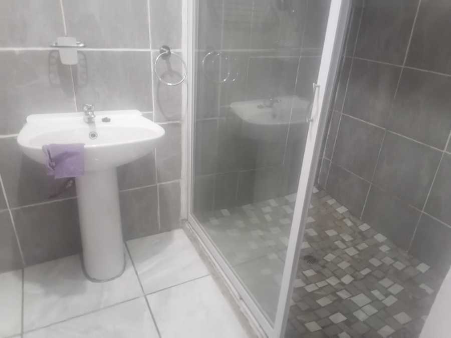 3 Bedroom Property for Sale in Pellissier Free State